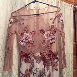 Amazing detailed dress❤️